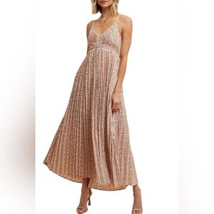 In Loom Pleated Floral Maxi Dress | Size Large | Excellent Condition